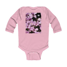 Load image into Gallery viewer, Infant Long Sleeve Bodysuit Meeraaqqanut
