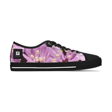 Load image into Gallery viewer, Arnanut ateraasat ARCTIC FLORA SNEAKERS
