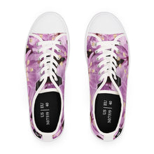 Load image into Gallery viewer, Arnanut ateraasat ARCTIC FLORA SNEAKERS
